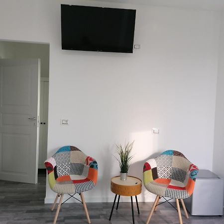 Suite Room Malpensa B&B Cardano Al Campo Eksteriør billede